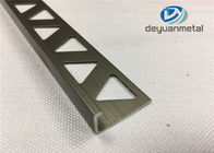 De oppoetsende de Tegelhoek van het Bronsaluminium maakt 6063 T5-de Versiering van het Aluminiumtapijt in orde