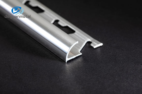 CQM-de Profielenbeschermers 2.5m van de Aluminiumhoek Lengte 4mm Hoogte