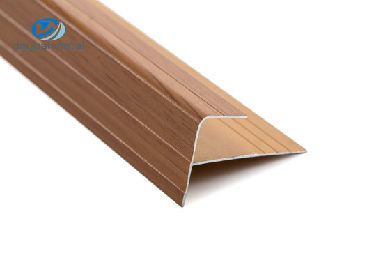 F Gevormde T6-Aluminiumtrede die van de de KorrelOppervlaktebehandeling van de Randversiering Houten het Poederdeklaag besnuffelen