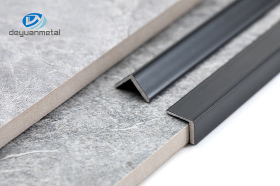De zwarte Geanodiseerde Profielen van het Aluminiumkanaal 10mmx10mm Grootte voor Multiapplication